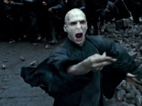 Harry Potter, Ralph Fiennes: 'Ecco perché ho indossato i collant nel ruolo di Voldemort'