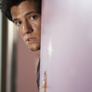 Drew Roy in una scena dell'episodio Silent Kill della serie Falling Skies