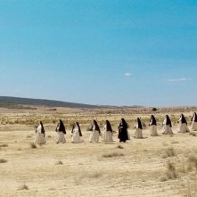 Una scena surreale del film The Monk