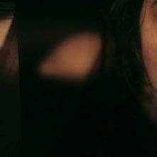 Una drammatica scena del film At the End of the Day - Un giorno senza fine