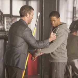 Hugh Laurie e Kevin Phillips nell'episodio The Fix di Dr House