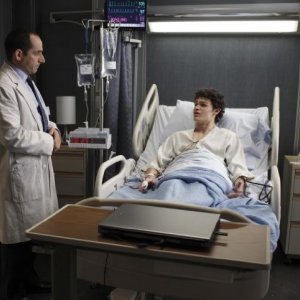 Peter Jacobson nell'episodio Bombshells di Dr House