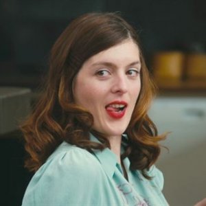 Valérie Donzelli in una scena della commedia L'art de séduire