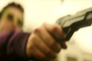 Red Band Trailer - Blitz