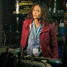 Thandie Newton e Jacob Latimore in una scena del film Vanishing on 7th Street