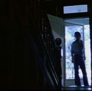 Una scena del cult Non aprite quella porta