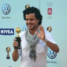 Mohamed Zouaoui premiato per I fiori di Kirkuk