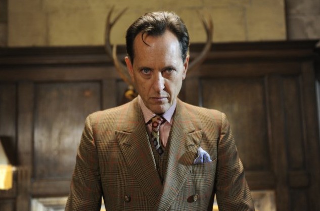 Richard E. Grant allergico ai propri film: "Mi piace recitare ma non rivedermi dopo"