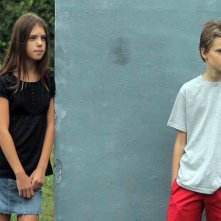 Zoé Heran con Jeanne Disson in una scena del film Tomboy