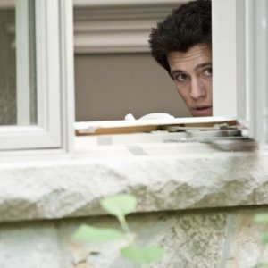 Drew Roy in una scena dell'episodio Sanctuary (parte 2) della serie Falling Skies