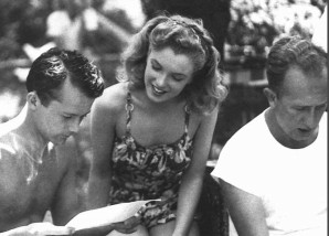 Lon McCallister con una splendida Marilyn Monroe sul set di Scudda Hoo! Scudda Hay!