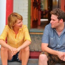 Michelle Williams e Seth rogen discutono amichevolmente in Take This Waltz