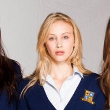 Le protagoniste di The Moth Diaries Lily Cole, Sarah Bolger e Sarah Gadon in un'immagine promozionale