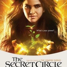 Un character poster per il personaggio di Shelley Hennig nella serie The Secret Circle