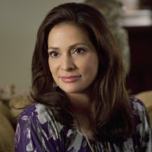 Constance Marie nell'episodio This Is Not a Pipe di Switched at Birth