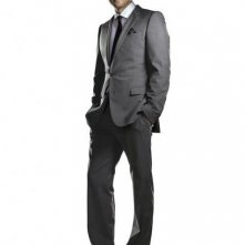 Kristoffer Polaha in una immagine promozionale di Ringer