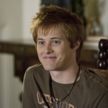 Lucas Grabeel nell'episodio This Is Not a Pipe di Switched at Birth