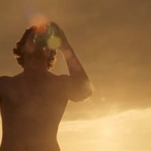 Luke Evans nella sequenza iniziale di Tamara Drewe di Stephen Frears