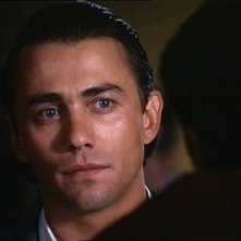 Un'immagine del film TV Sei solo, agente Vincent, di Michael Mann (1989)