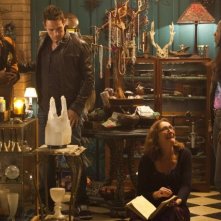 Fiona Shaw, Kevin Alejandro e Nelsan Ellis nell'episodio I'm Alive and on Fire di True Blood