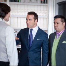 Jeremy Piven e Rex Lee in una scena dell'episodio Out with a Bang dell'ottava stagione di Entourage