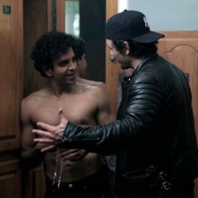 Val Lauren con James Franco sul set di Sal, biopic dedicata all'attore Sal Mineo