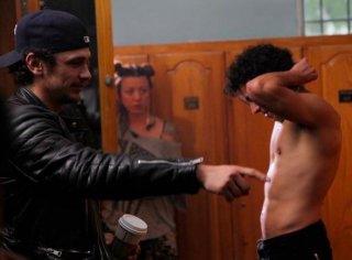Val Lauren e James Franco sul set di Sal, biopic dedicata a Sal Mineo