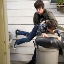 Devon Bostick 'cestina'  Zachary Gordon nel film Diario di una schiappa 2