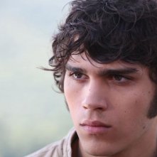 Giuseppe Maggio nel film Almeno tu nell'universo