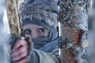 Saoirse Ronan in una sequenza del thriller Hanna, del 2011