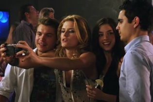 Trailer - The Darkest Hour