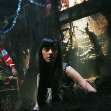 Chiaki Kuriyama in una concitata scena di Exte: Hair Extensions di Sion Sono