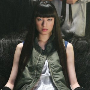 Chiaki Kuriyama, una delle protagoniste del film Exte: Hair Extensions di Sion Sono