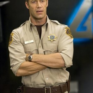 Colin Ferguson in una scena dell'episodio Glimpse di Eureka