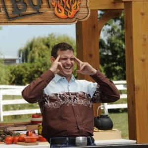 Eddie McClintock in una scena dell'episodio Bo Me Once di Fairly Legal