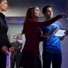 Felicia Day, Erica Cerra e Niall Matter nell'episodio Reprise di Eureka