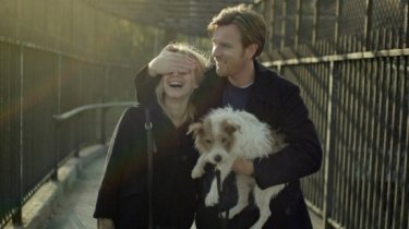 Ewan McGregor con Melanie Laurent in Beginners