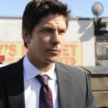 Michael Trucco nell'episodio Priceless di Fairly Legal