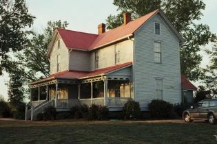 Trailer - The Odd Life of Timothy Green