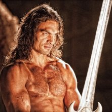 Lo sguardo fiero di Jason Momoa in Conan the Barbarian