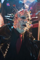 Charles Zuckermann è Needlehead nella parodia Horror Movie