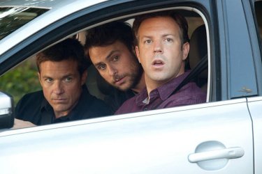 Jason Bateman, Charlie Day e Jason Sudeikis in Come ammazzare il capo... e vivere felici!