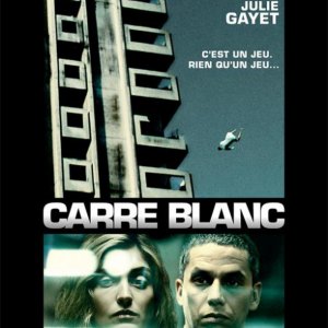 La locandina di Carré blanc