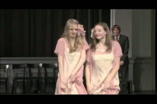 Spot 30 - Dancing Dreams - Sui passi di Pina Bausch