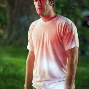 Thomas Jane in Hung.