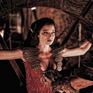 Una sensuale Rachel Nichols nel film Conan the Barbarian