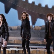 Alexa Vega, Jessica Alba e Daryl Sabara in una scena di Spy Kids: All the Time in the World
