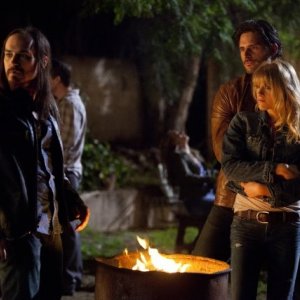 Daniel Buran, Joe Manganiello e Brit Morgan nell'episodio Spellbound di True Blood