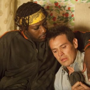 Nelsan Ellis e Kevin Alejandro nell'episodio Cold Grey Light of Dawn di True Blood