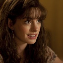 Un'incantevole Anne Hathaway in una scena di One Day